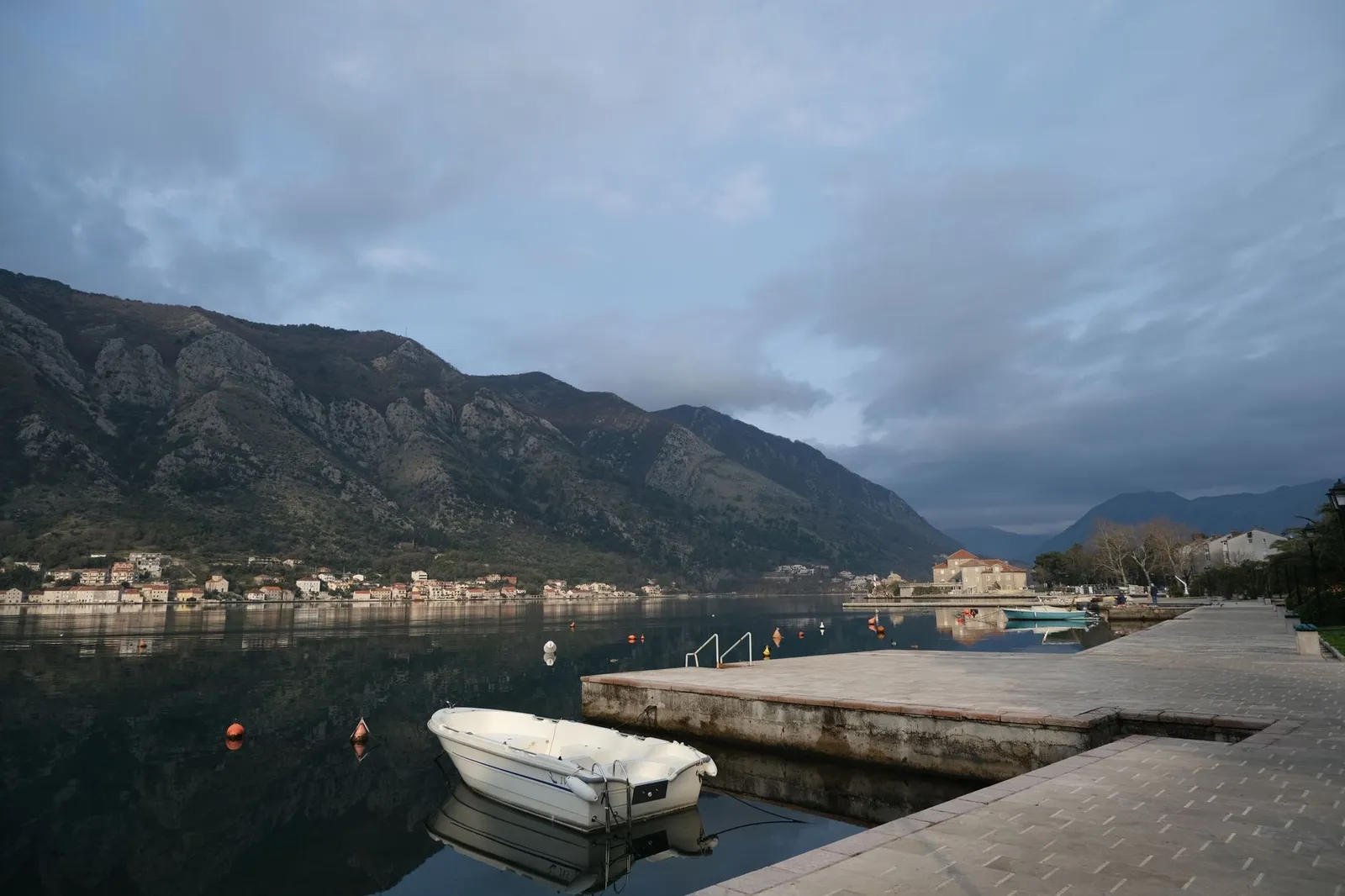 Essential Guide - How to Open a Bank Account in Montenegro - Step-by-Step Instructions