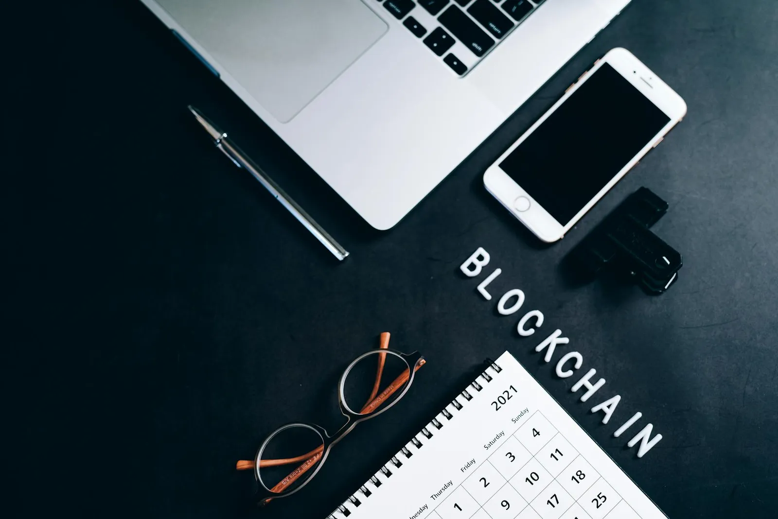Exploring Art and Crypto - Innovative Borderless Wealth Strategies for Modern Investors