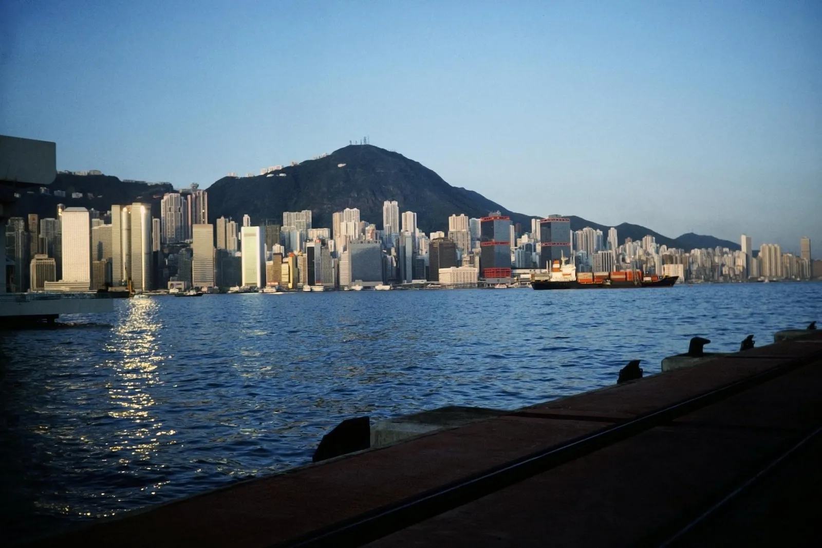 How to Open a Business Bank Account in Hong Kong - A Step-by-Step Guide