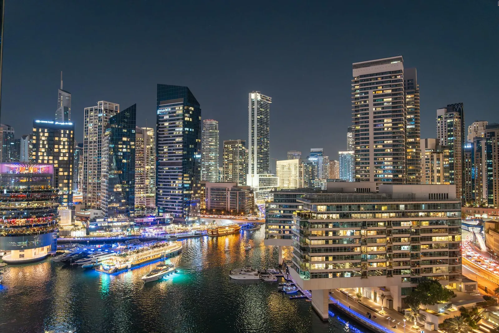 Offshore Company Setup in Dubai, UAE - A Comprehensive Guide for Entrepreneurs