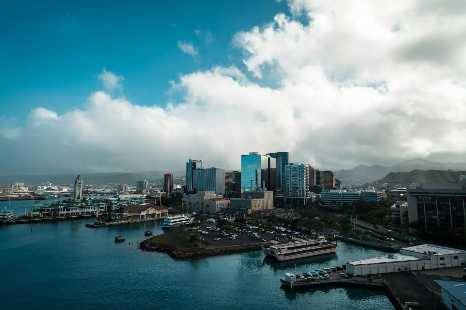 Offshore Holding Company - How to Use It and Key Considerations