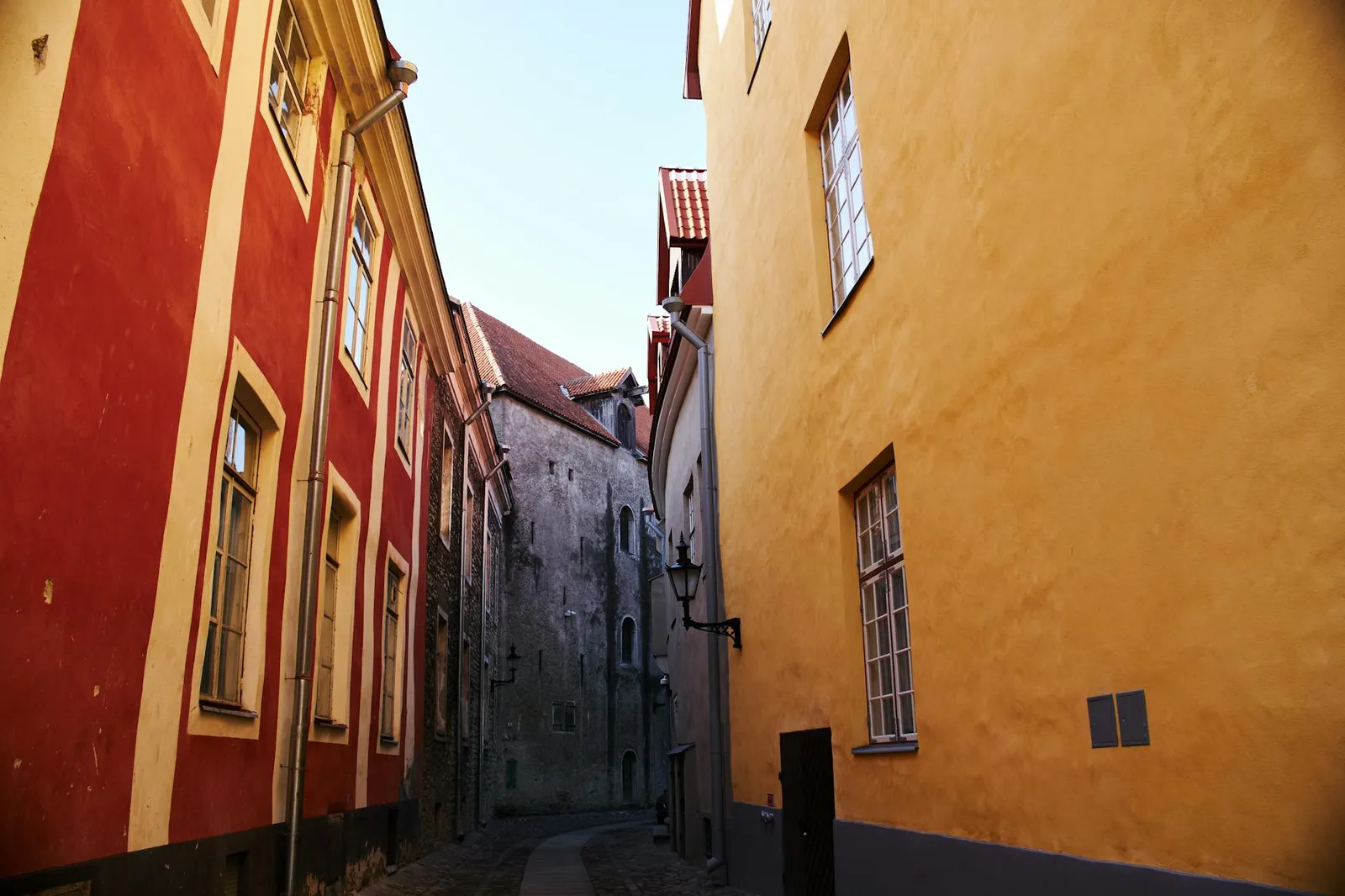 Registre su empresa en Estonia: abra una cuenta en el Reino Unido para euros y criptomonedas