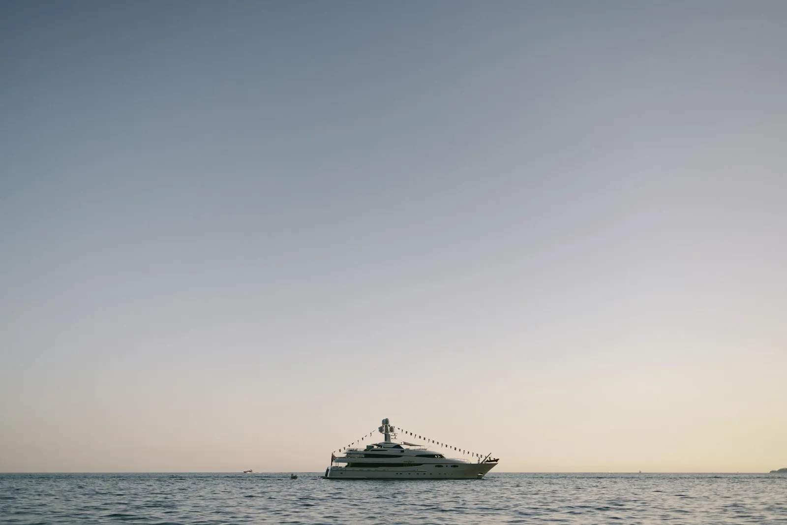 Unlocking Opportunities - Understanding Offshore Financial Licenses and Licensed Companies