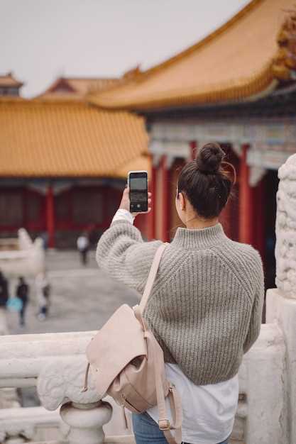 Popular Chinese Arts and Crafts