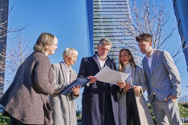 Public vs Private Company Structures: PLC vs Ltd, and Governance Implications